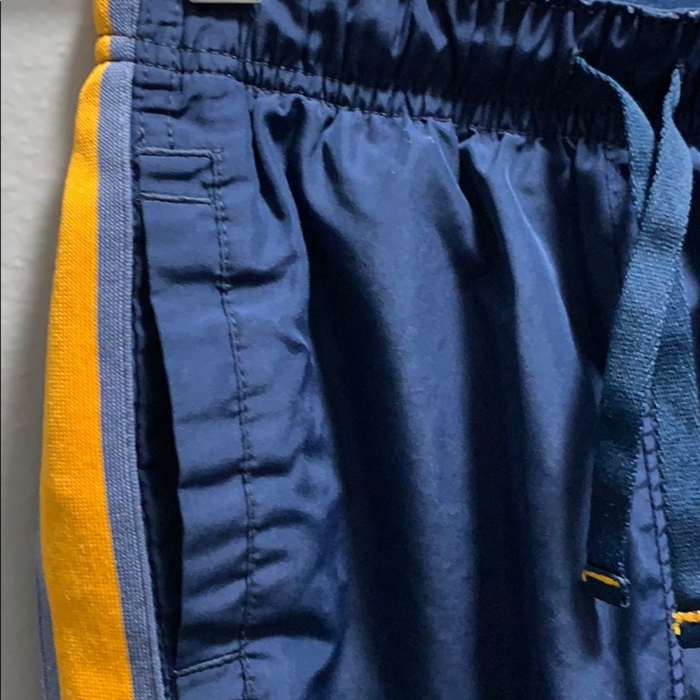 2/$10 Shell 100%polyester pants♥️ - Picture 6 of 8